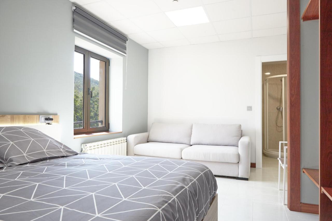 Hostal Fontanan La Pola de Gordon Exteriér fotografie