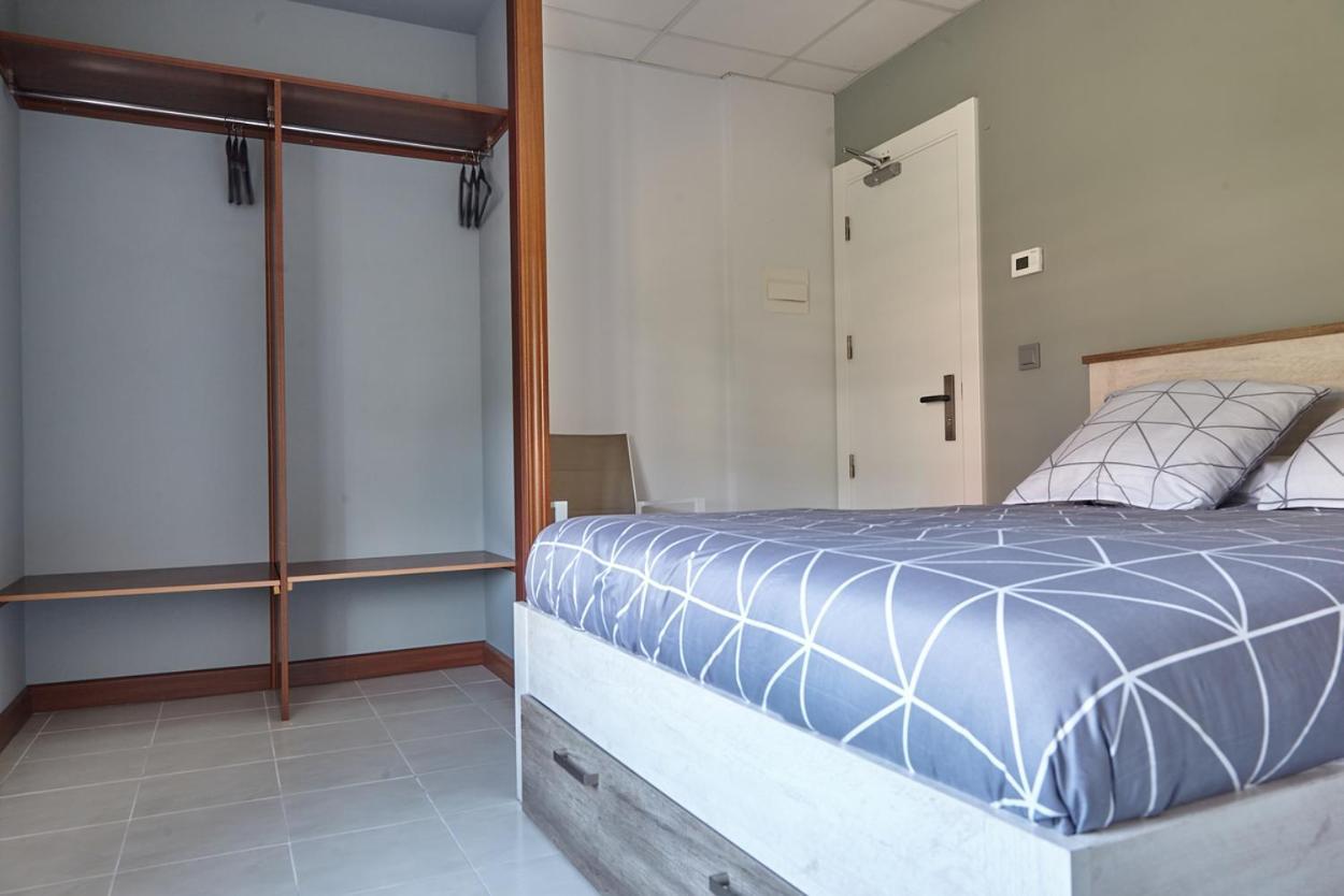 Hostal Fontanan La Pola de Gordon Exteriér fotografie
